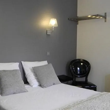 Отель Bellagio 2*